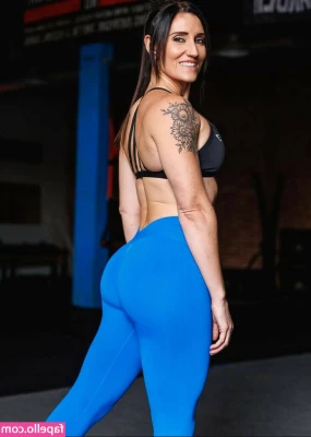 Lesley Cusumano [ lesley-cusumano ] - anal training ain’t easy but i am gods strongest and sexiest