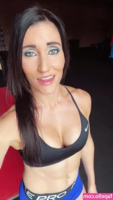 Lesley Cusumano [ lesley-cusumano ] - I d love to sit on your face