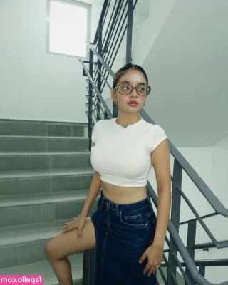 Anushka Sen [ anushka-sen ] - mariimami   all fetishes are welcome here     https onlyfans com