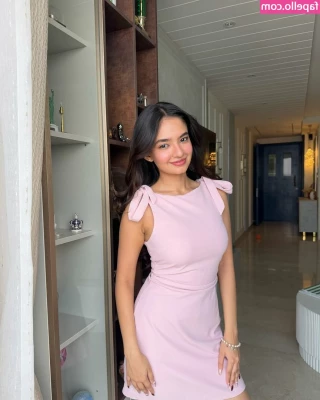 Anushka Sen [ anushka-sen ] - 💜Good Morning to you all💜
