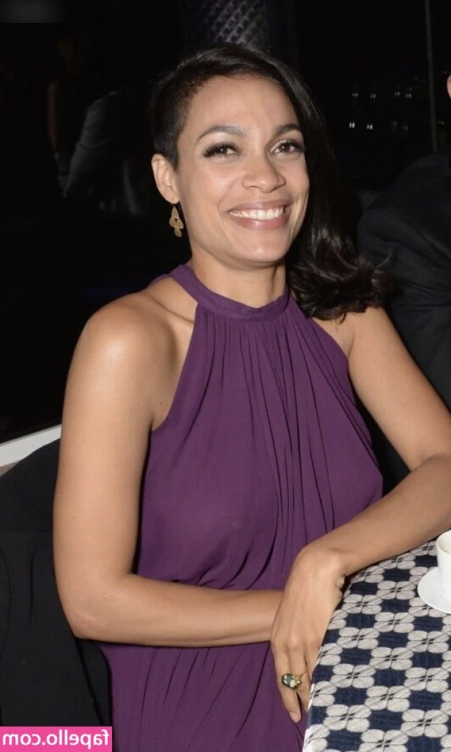 Rosario Dawson [ rosario-dawson ] - what do you want this kitty to do