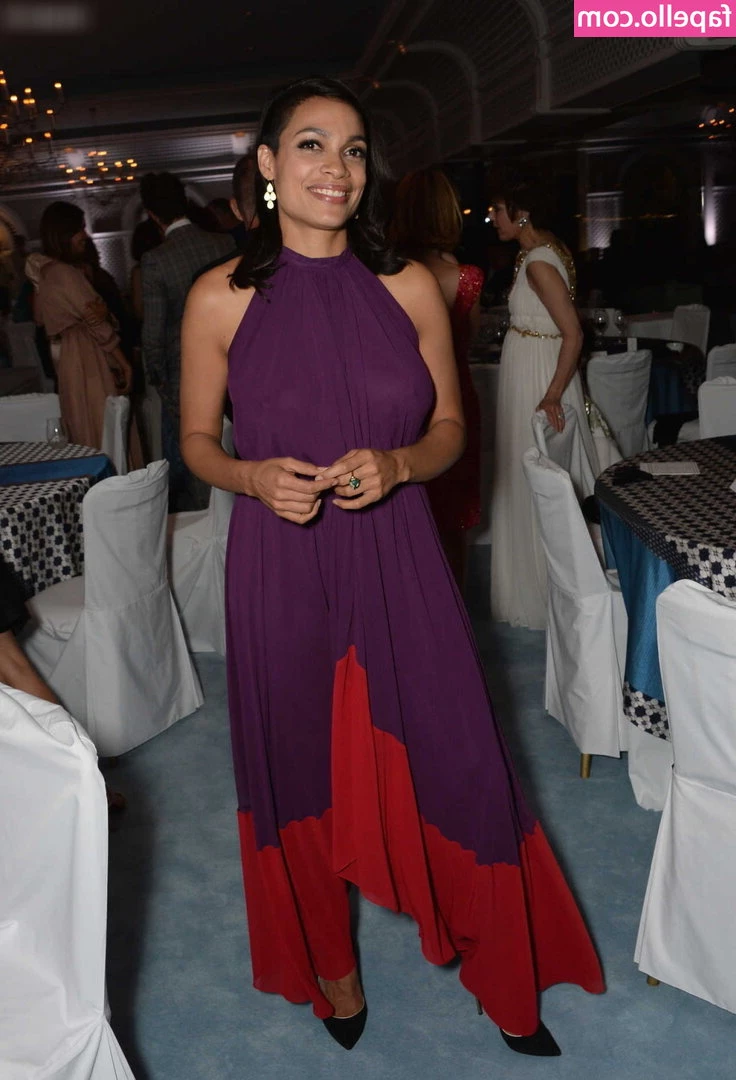 Rosario Dawson [ rosario-dawson ] - Who s next