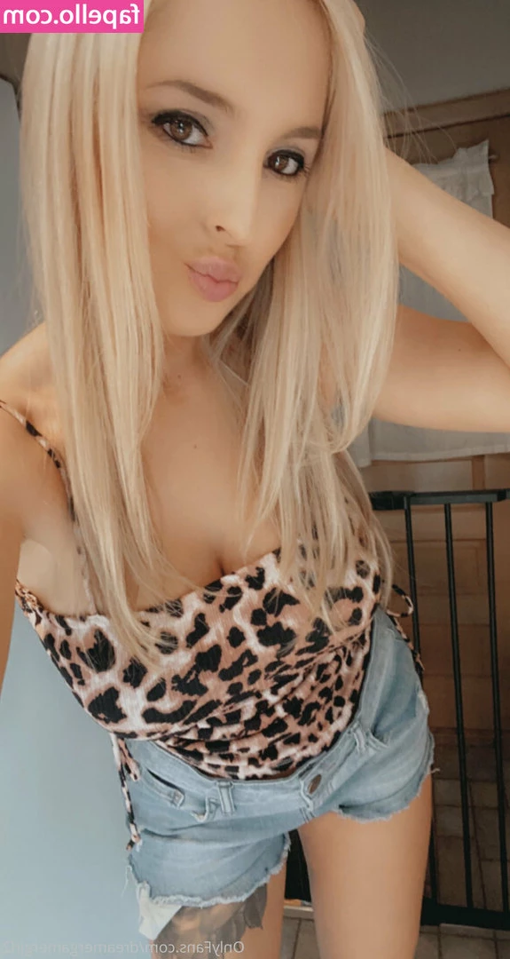 bustyveronica2 - DM me if you want to see this video