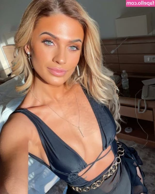 Rachel Foster [ rachel-foster ] - Planning her next mission   but who s watching her  Anyone like