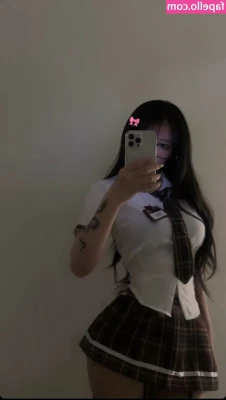 Veronica Lucifer [ veronica-lucifer ] - should I go live here sometimes
