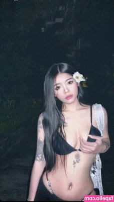 Veronica Lucifer [ veronica-lucifer ] - They say that a man only needs the three Bs  in life Booties  Boobs