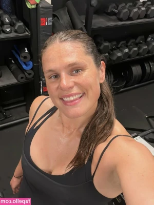 Ilona Maher [ ilona-maher ] - It’s SEXY Saturday‼️ Did everyone enjoy the LIVE show last