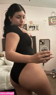 Wowclarissa - Two women  we are seriously missing  Let us know if you want to