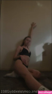 tallbarbie1914 - Latex, so good against my skin