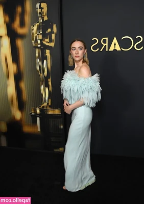 Saoirse Ronan [ saoirse-ronan ] - HUMPDAY ASSHOLE UNLOCKED JUST LISTEN