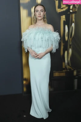 Saoirse Ronan [ saoirse-ronan ] - new head video coming