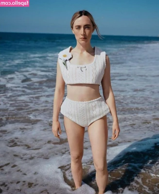 Saoirse Ronan [ saoirse-ronan ] - Booty tease 🍑🍑
