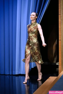 Saoirse Ronan [ saoirse-ronan ] - Hope you have a wonderful day 💋  Lil by lil I’m getting back to