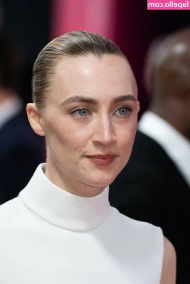 Saoirse Ronan [ saoirse-ronan ] - 🟡 What was your first concert?
