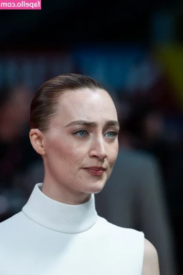 Saoirse Ronan [ saoirse-ronan ] - My ass is so spreadable and tasty hehe