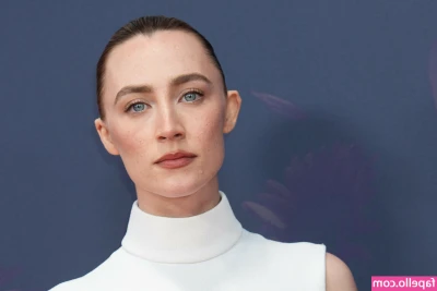 Saoirse Ronan [ saoirse-ronan ] - Wanna know what I’m thinking right now? 👀