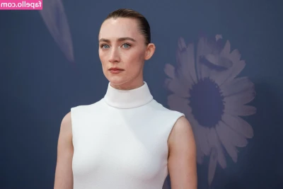 Saoirse Ronan [ saoirse-ronan ] - Smoking hot !🔥