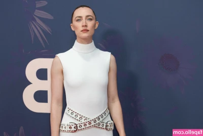 Saoirse Ronan [ saoirse-ronan ] - or a dick to ride... let’s be real