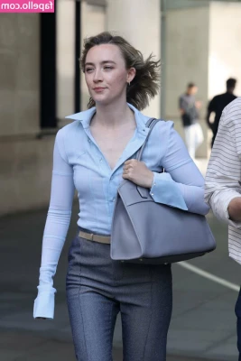 Saoirse Ronan [ saoirse-ronan ] - SUNDAYS HARDCORE LIVE SHOW IS AT 10AM GMT BOYS ✊💦💦💦 XXX