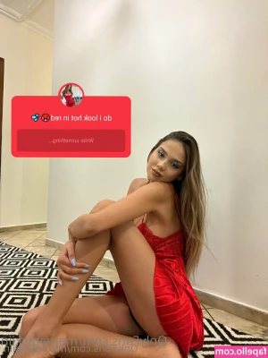 Merve Takn [ merve-takn ] - How do you like my boobs? 😋❤️