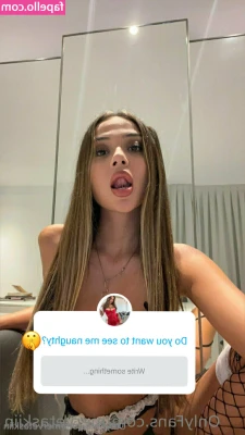 Merve Takn [ merve-takn ] - Do you like seeing the more gross/human part of me? As in farts,