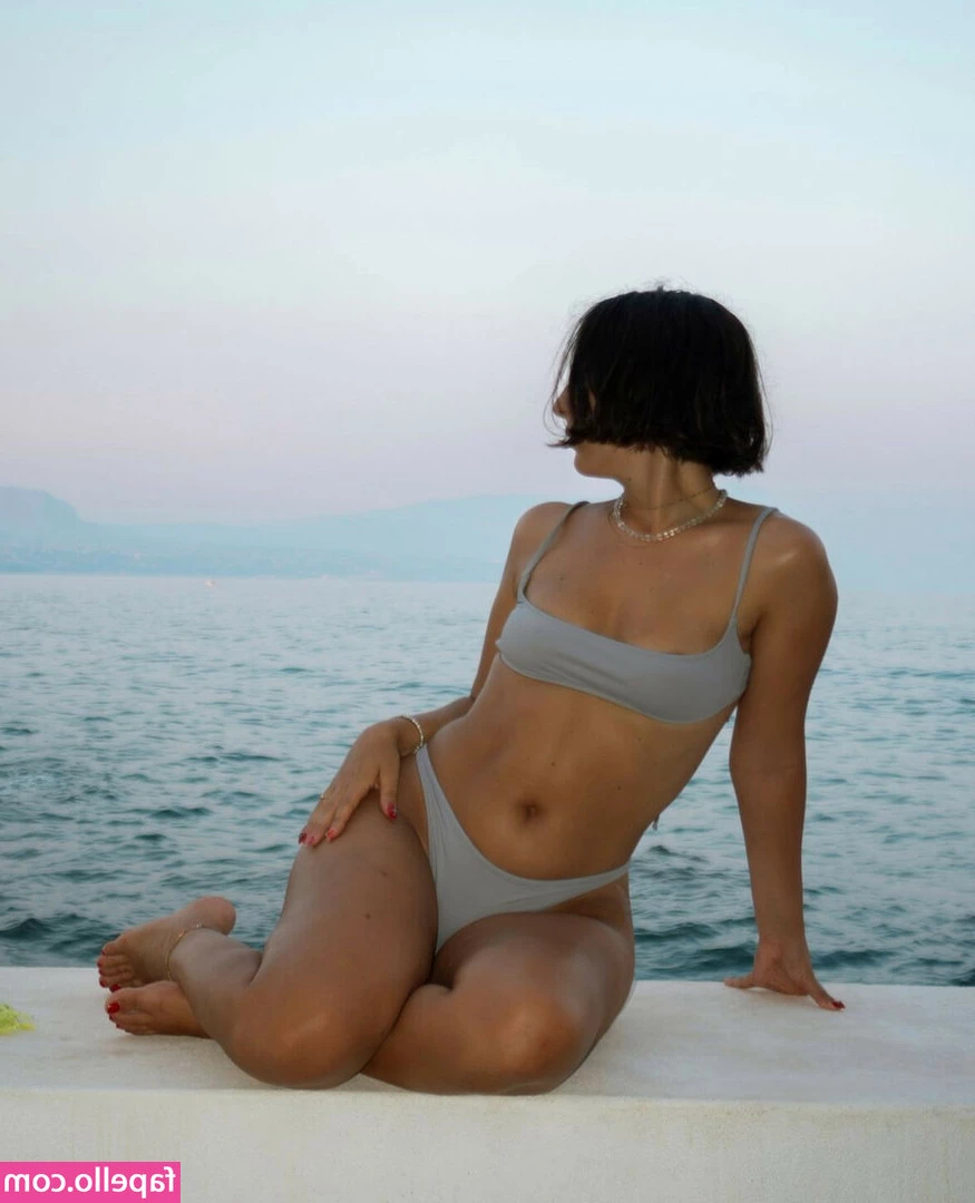 Lara Juice [ lara-juice ] - Se me pone re dura   soy muy calentona