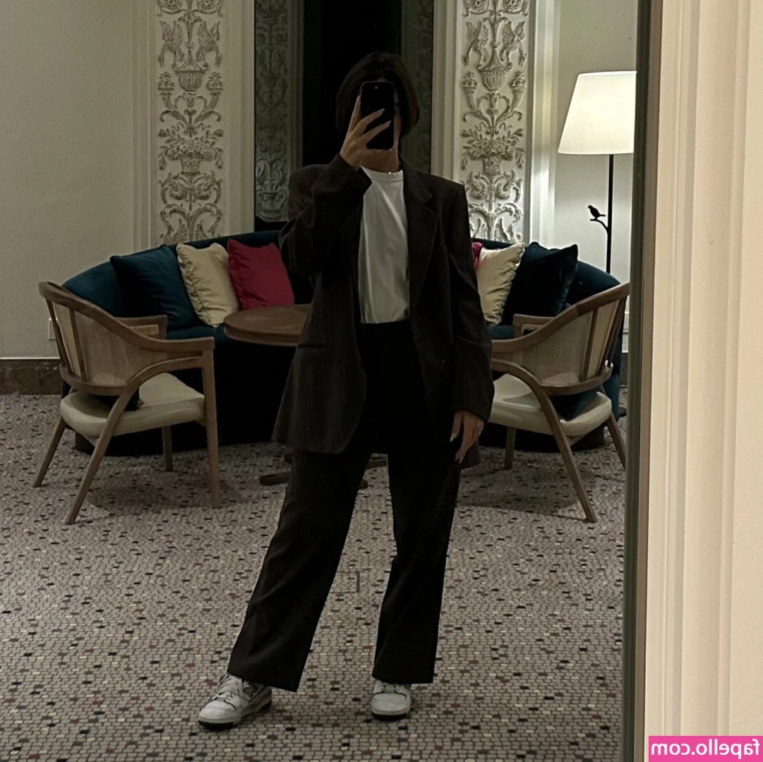 Lara Juice [ lara-juice ] - Solo imagínate   tienen video privado