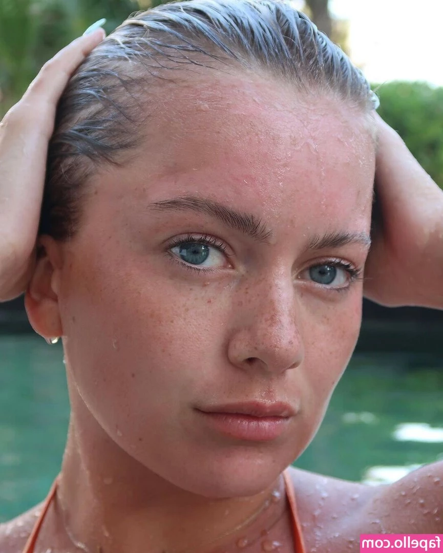 Tasha Ghouri [ tasha-ghouri ] - Bored