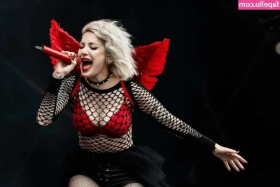 Addie Nicole Amick [ addie-nicole-amick-1 ] - Just some solo sexiness to get you through the week