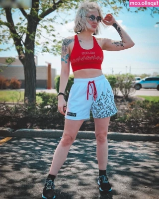 Addie Nicole Amick [ addie-nicole-amick-1 ] - POV: I brought you your morning coffee 😇☕
