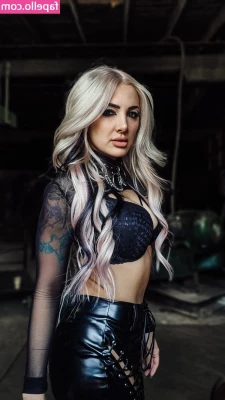 Addie Nicole Amick [ addie-nicole-amick-1 ] - It’s time for your pounding and spanking 😈🖤 Take this cock