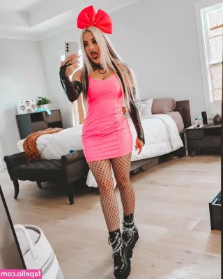 Addie Nicole Amick [ addie-nicole-amick-1 ] - ❤️ Wanna Win A Valentine’s Card? ❤️  Here’s your chance