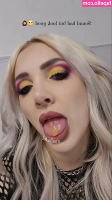 Addie Nicole Amick [ addie-nicole-amick-1 ] - Feeling so thicccc