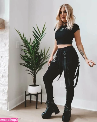 Addie Nicole Amick [ addie-nicole-amick-1 ] - Photo spam