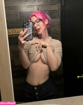 MorganLeFoy - Would you stretch me out??🤭