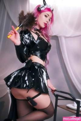 MorganLeFoy - oh hey I didn't see you there, did you want to play with my toys too?