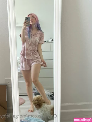 MorganLeFoy - Get on yours knees and suck it for me