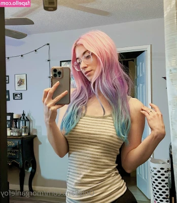 MorganLeFoy - SPH humiliation with nylon socks removal . ❤️ You useless