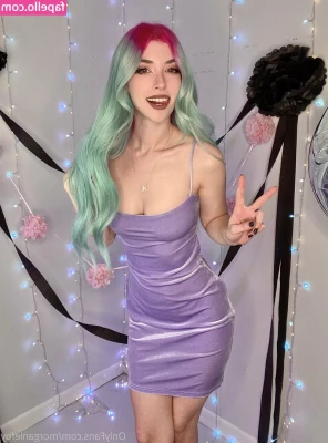 MorganLeFoy - Wanna cuddle?
