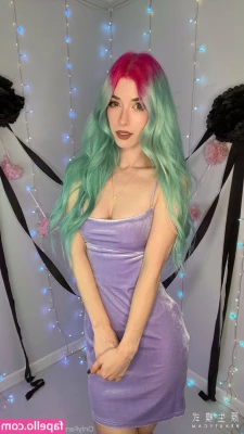 MorganLeFoy - This new video is so freaking hot