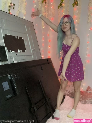 MorganLeFoy - Im spicy but sweet at the same time