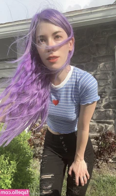MorganLeFoy - Kinda feeling confident today