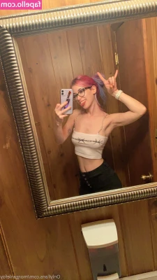 MorganLeFoy - <i can="" finally="" do="" the="" backing="" livestream="" and=""