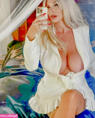 Sonia Grey [ sonia-grey-1 ] - I love teasing myself   I get so stickkyyy