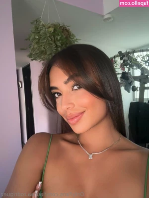 Lauraa.rodriguez [ lauraa-rodriguez ] - Cum on me 😜 (you can literally watch my nipples get progressively