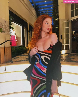 Angelina Michelle [ angelina-michelle ] - Hot lips 👄