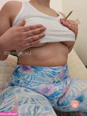 lucyspeachfree - Don t you love my body all slippery and soapy