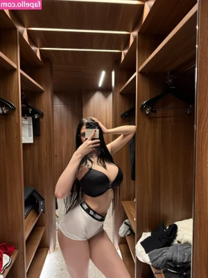 Martina Vismara [ martina-vismara ] - Fatemi sentire in chat che ne pensate 🥰❤️
