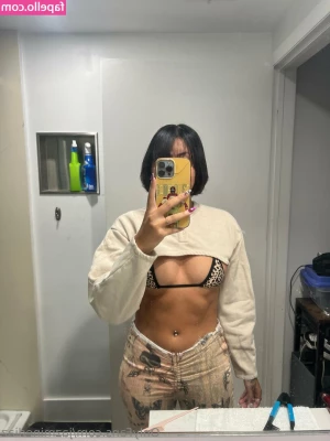 jazminediaz - Would you suck my pretty toes