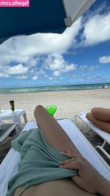 Eugenie Bouchard [ eugenie-bouchard ] - Hey guys, I'm almost done with the Q&A video. I'll post it soon